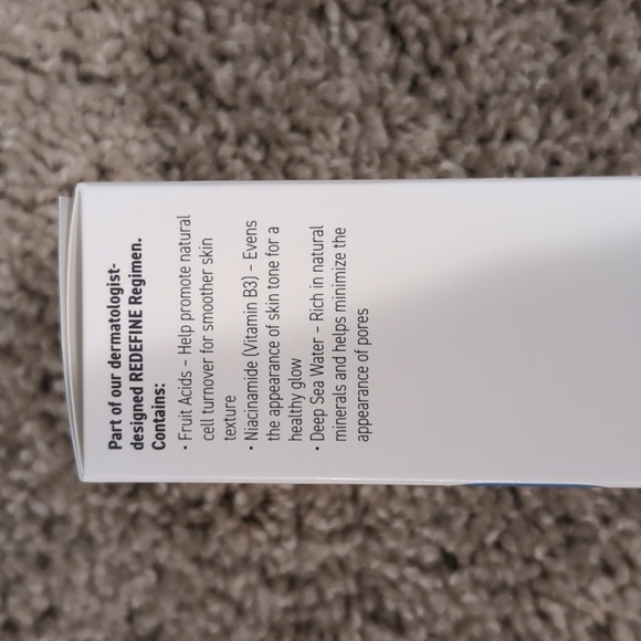 Rodan + Fields Redefine Toner - Picture 3 of 5